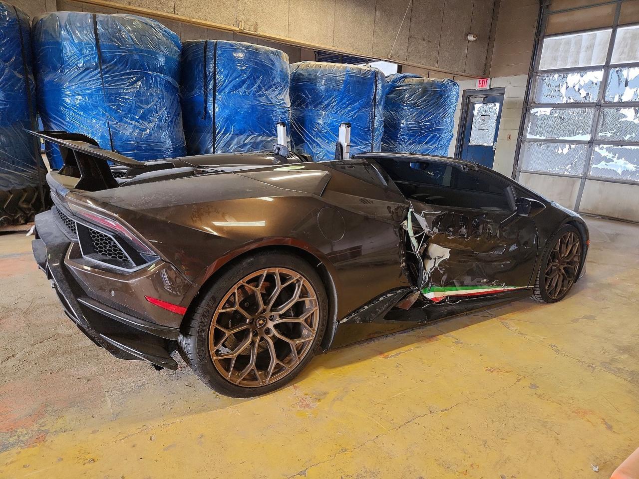 2018 Lamborghini Huracan Performante - zdjęcie 3