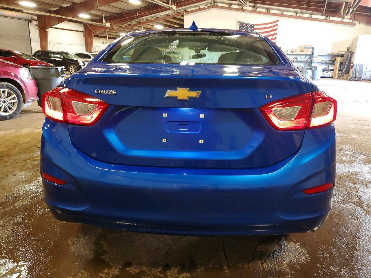 2018 Chevrolet Cruze Lt - zdjęcie 6