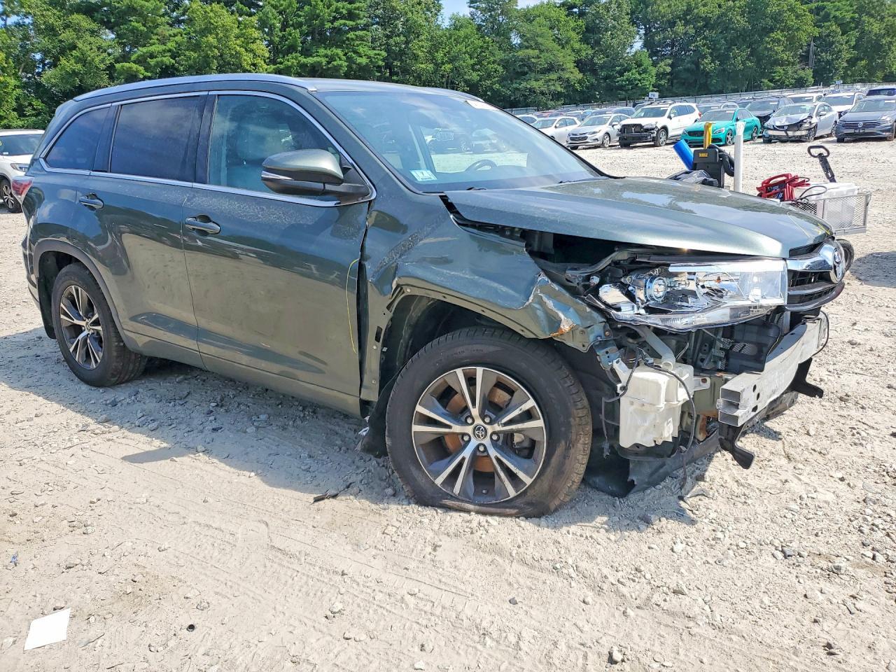 2016 Toyota Highlander Xle - zdjęcie 4