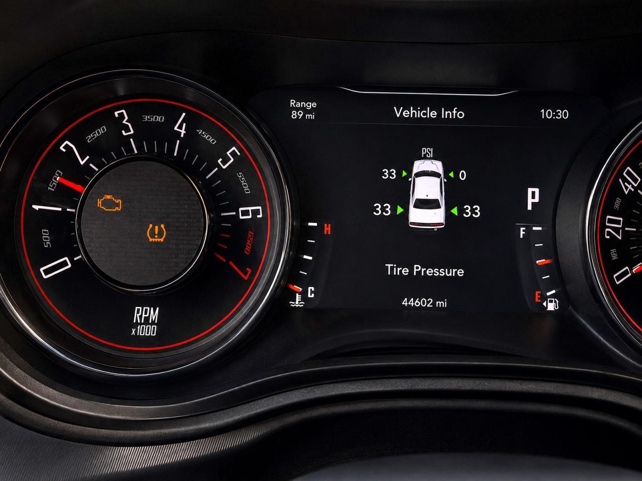 2022 Dodge Challenger Gt - zdjęcie 8