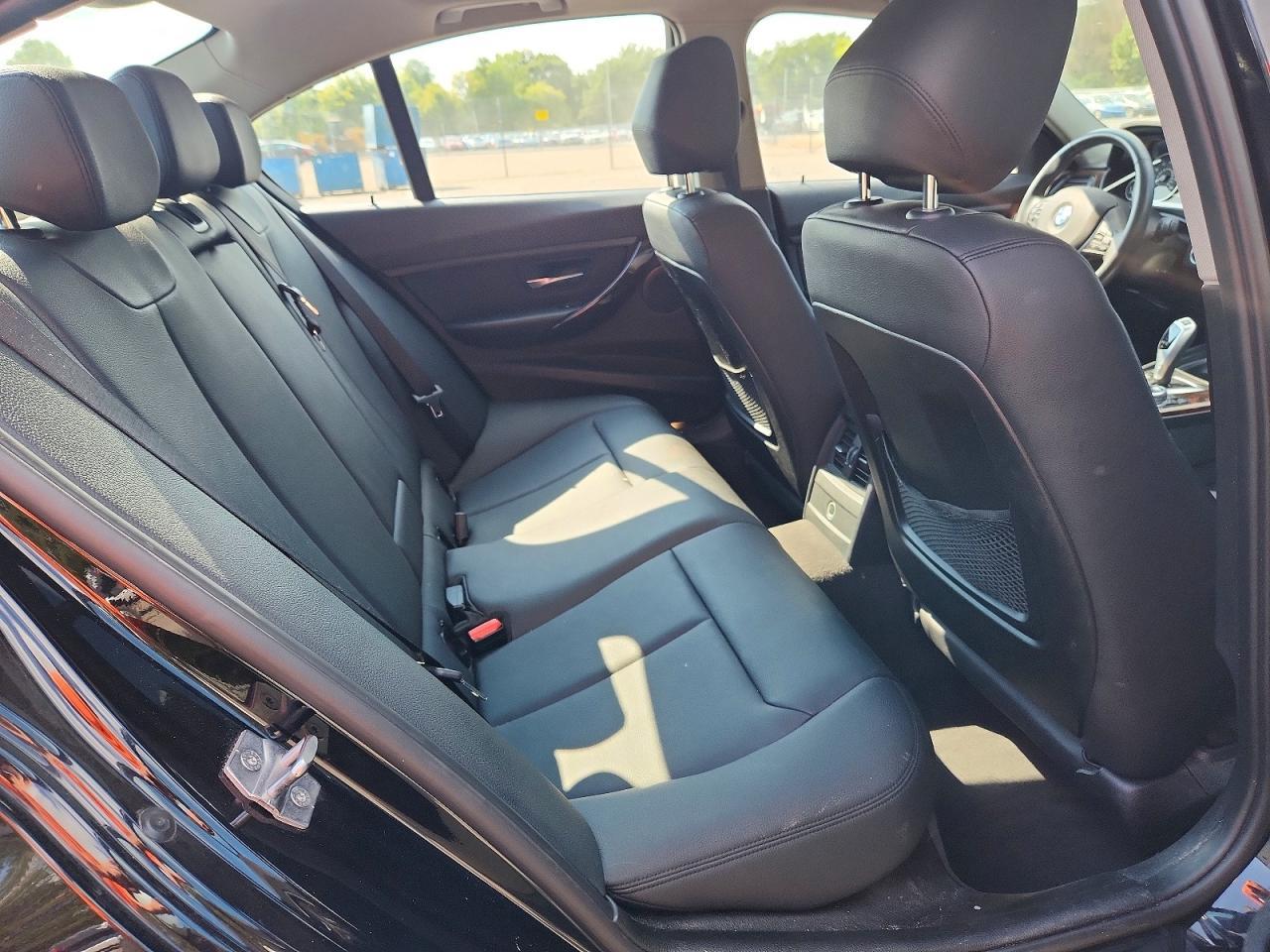2014 BMW 328 Xi Sulev - zdjęcie 10