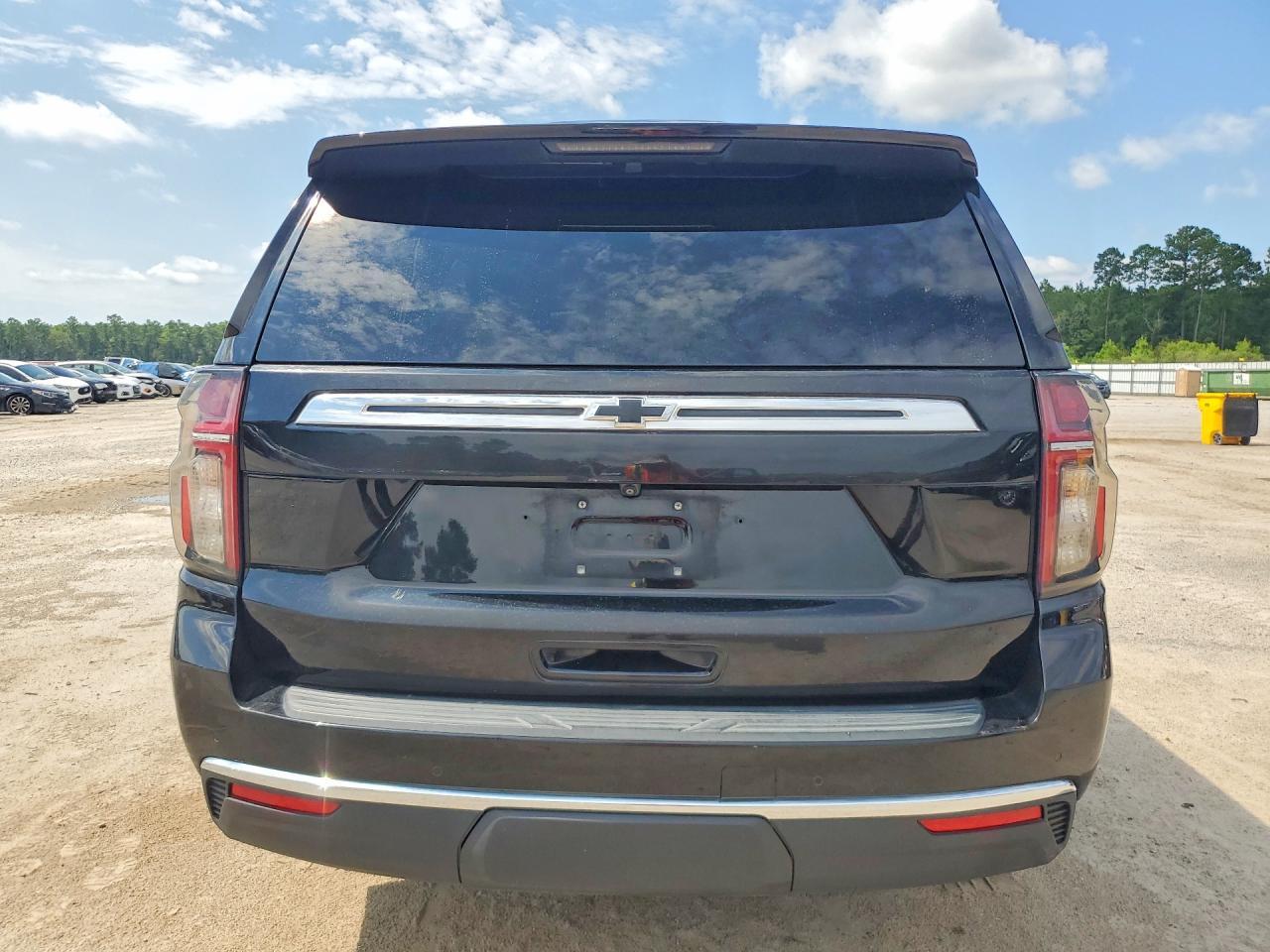 2022 Chevrolet Tahoe C1500 - zdjęcie 6
