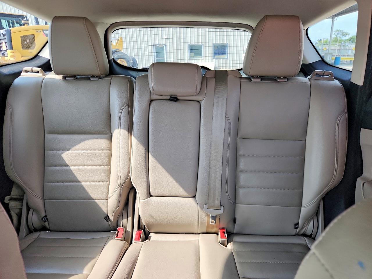 2014 Ford Escape Titanium - zdjęcie 10