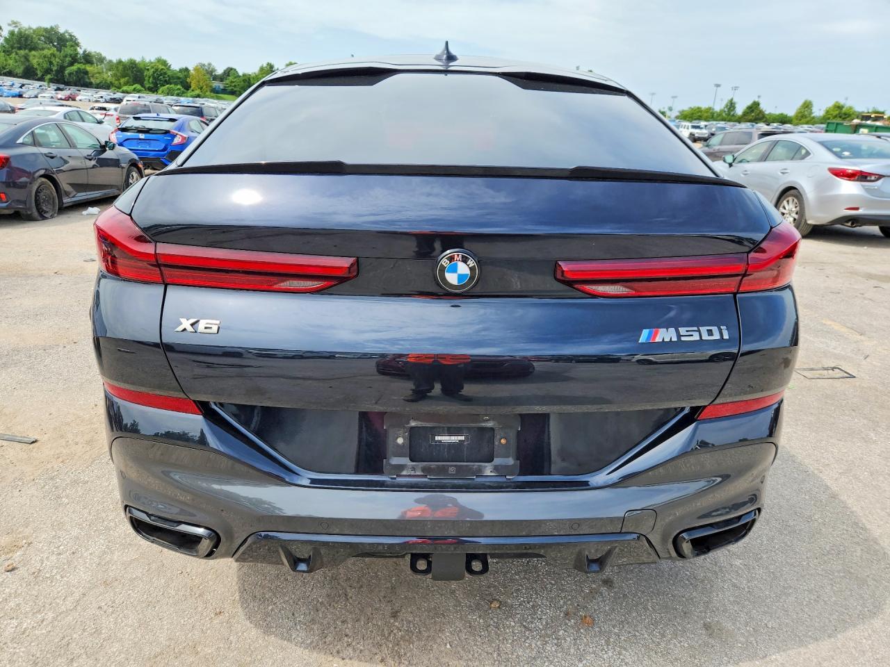 2023 BMW X6 M50I - zdjęcie 6
