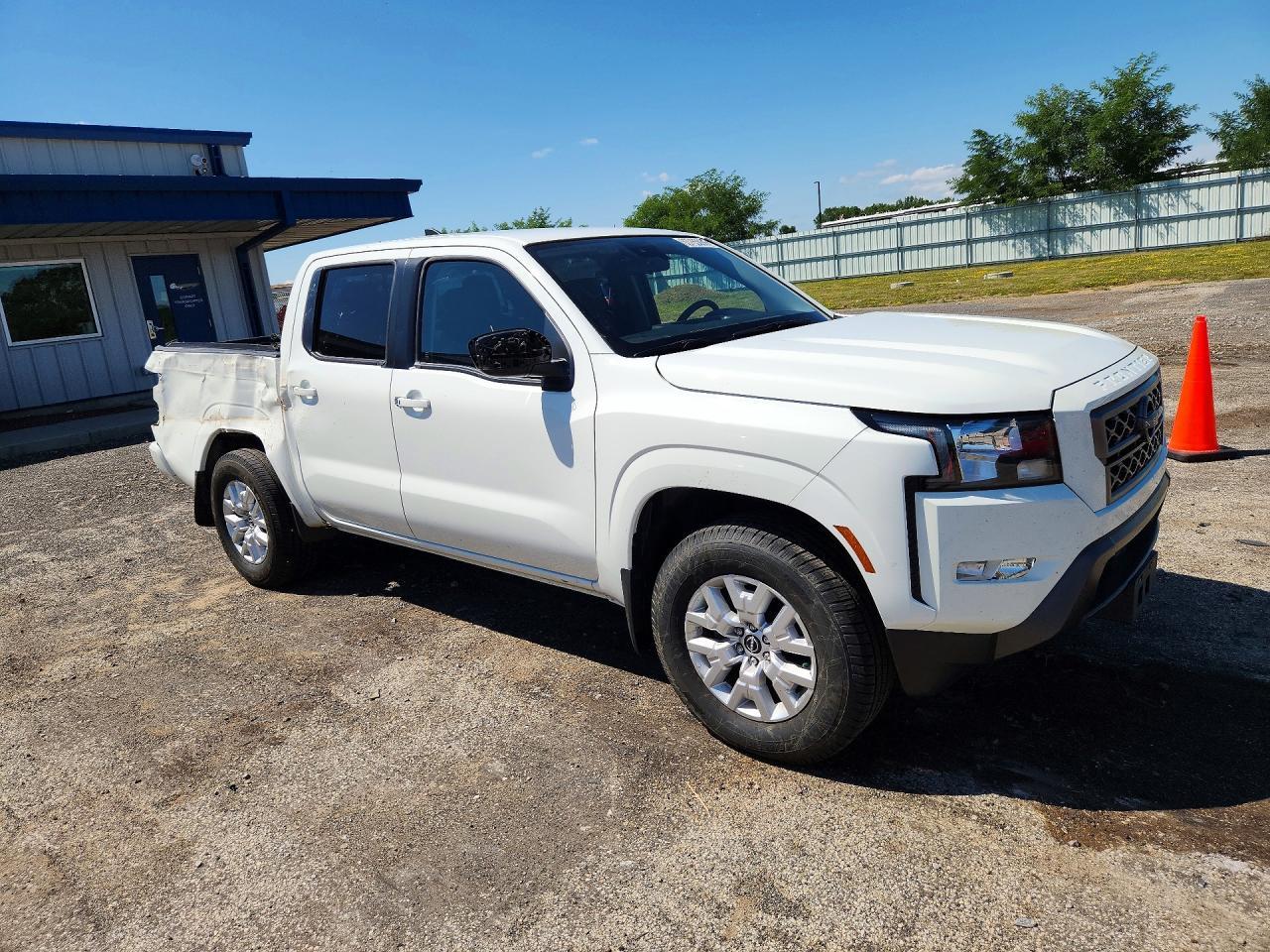 2022 Nissan Frontier Sv - zdjęcie 4