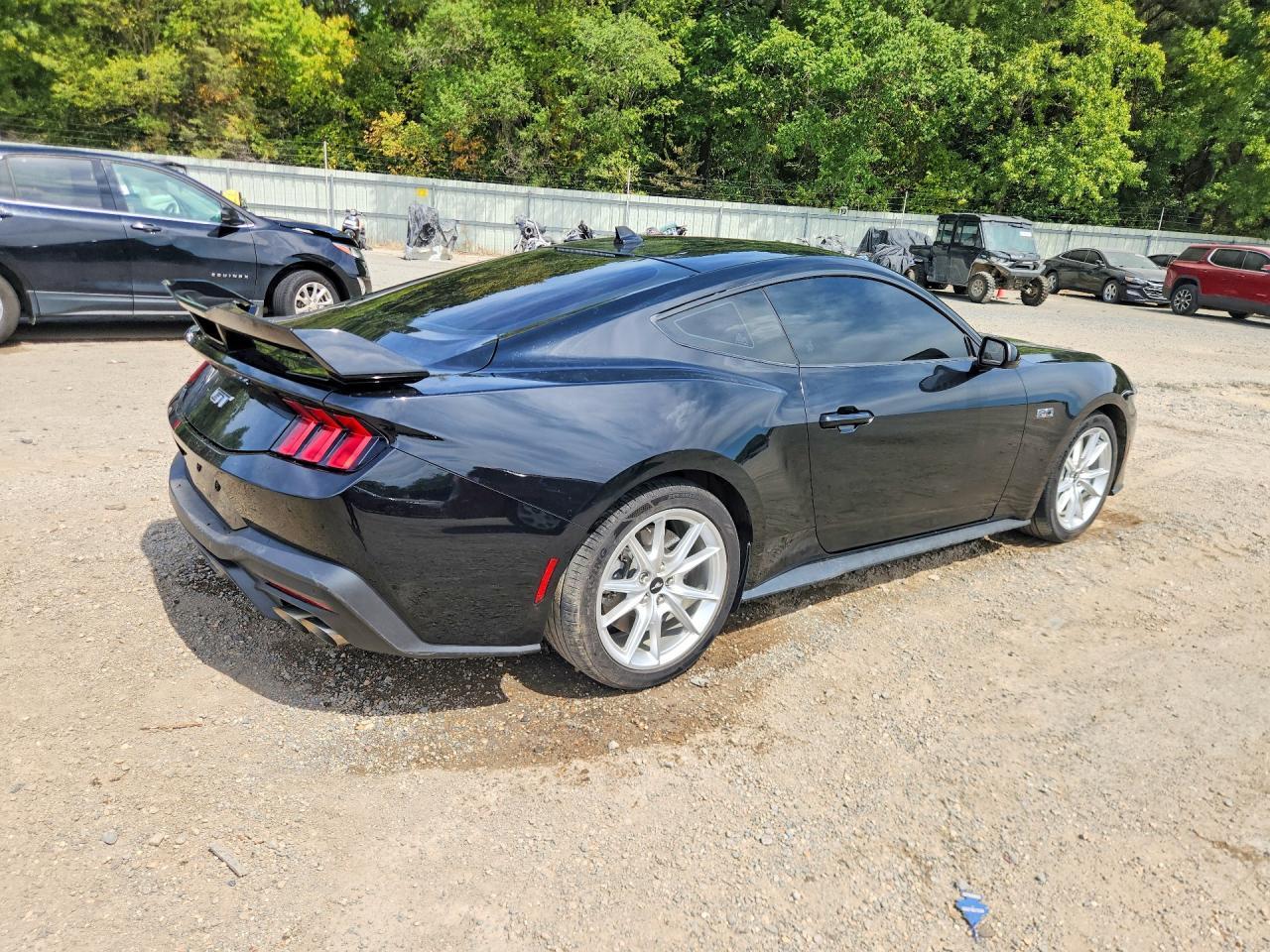 2024 Ford Mustang Gt - zdjęcie 3