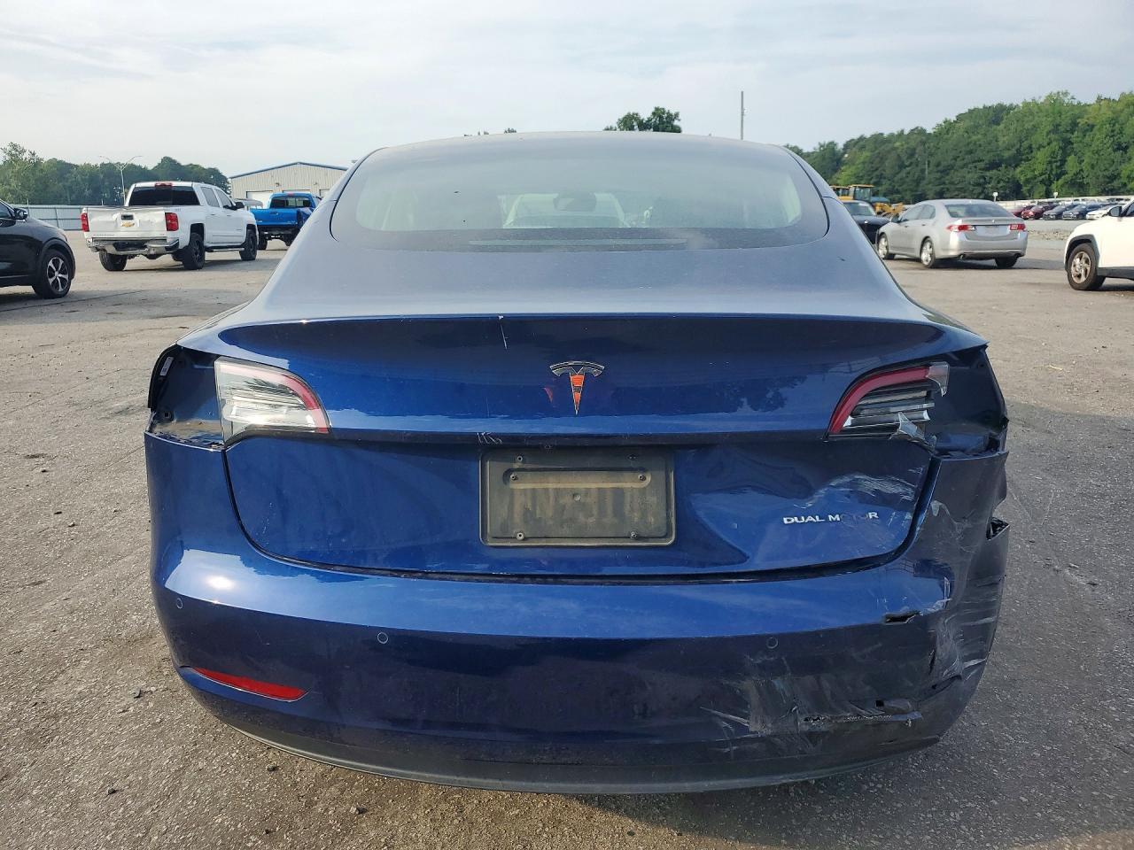 2019 Tesla Model 3 - zdjęcie 6