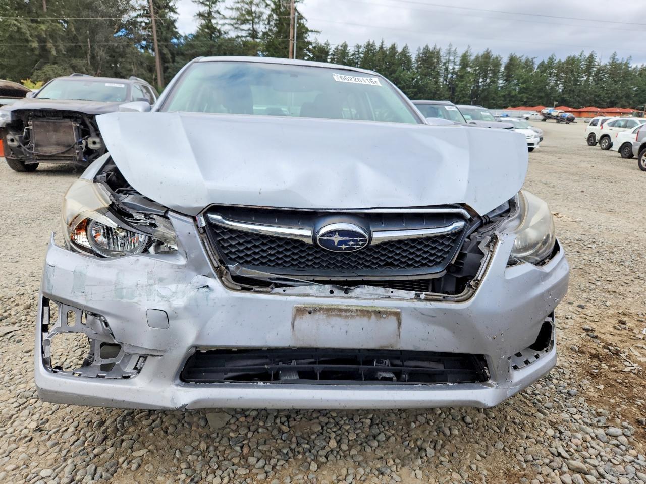 2015 Subaru Impreza Premium - zdjęcie 5