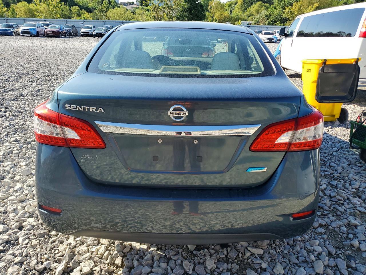 2014 Nissan Sentra S - zdjęcie 6