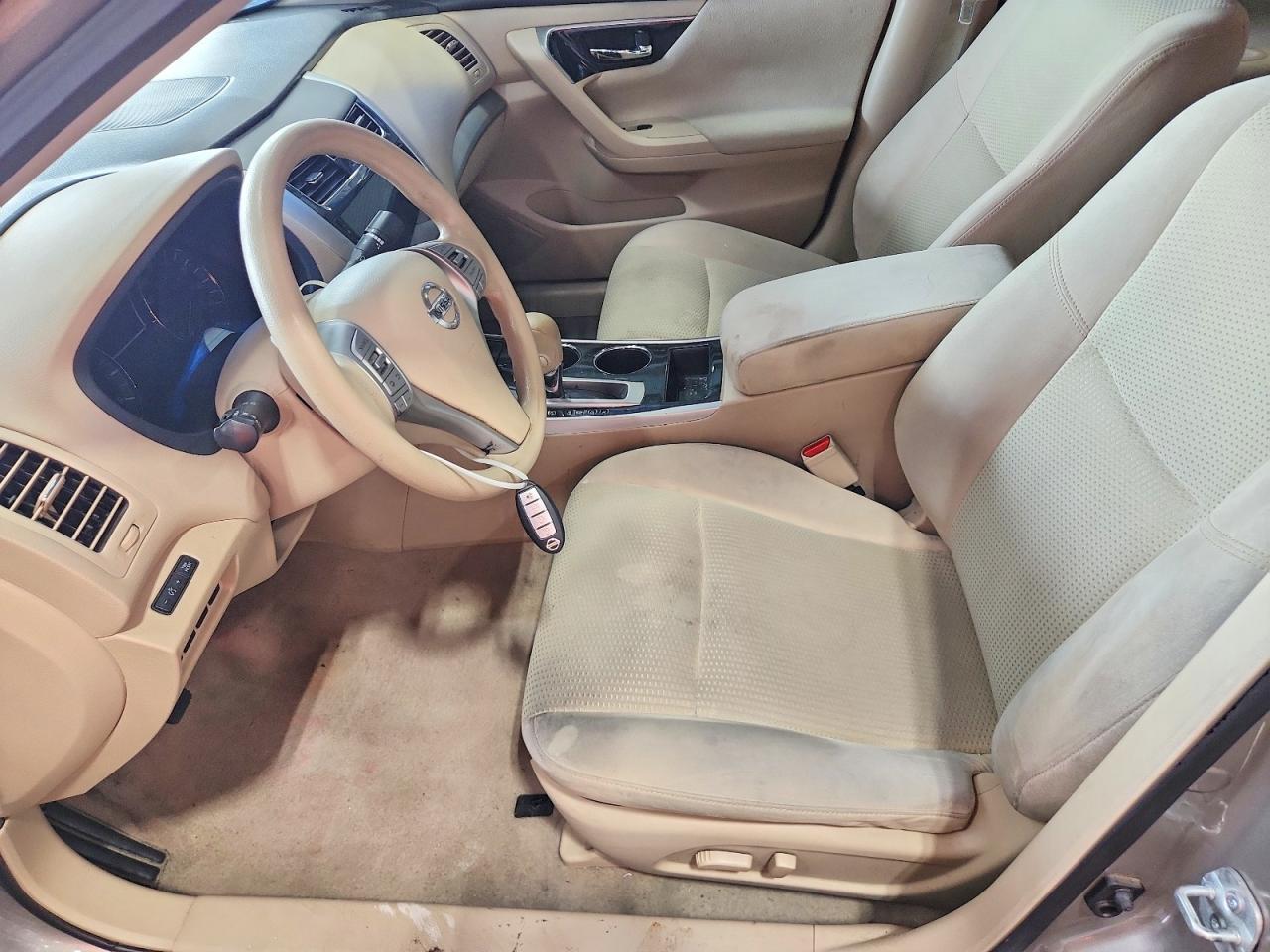 2014 Nissan Altima 2.5 S - zdjęcie 7