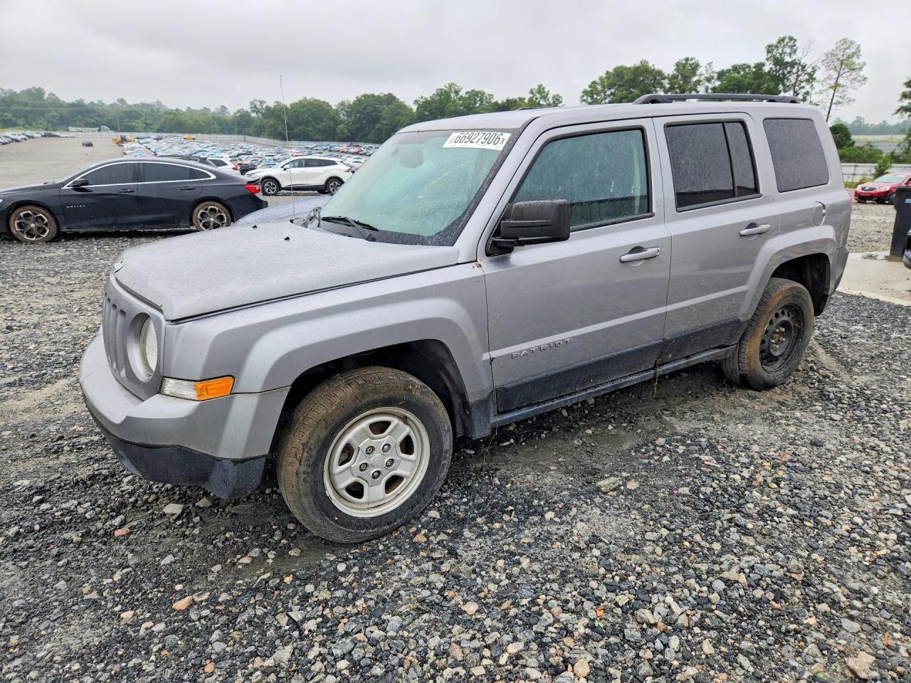 2017 Jeep Patriot Sport - zdjęcie główne