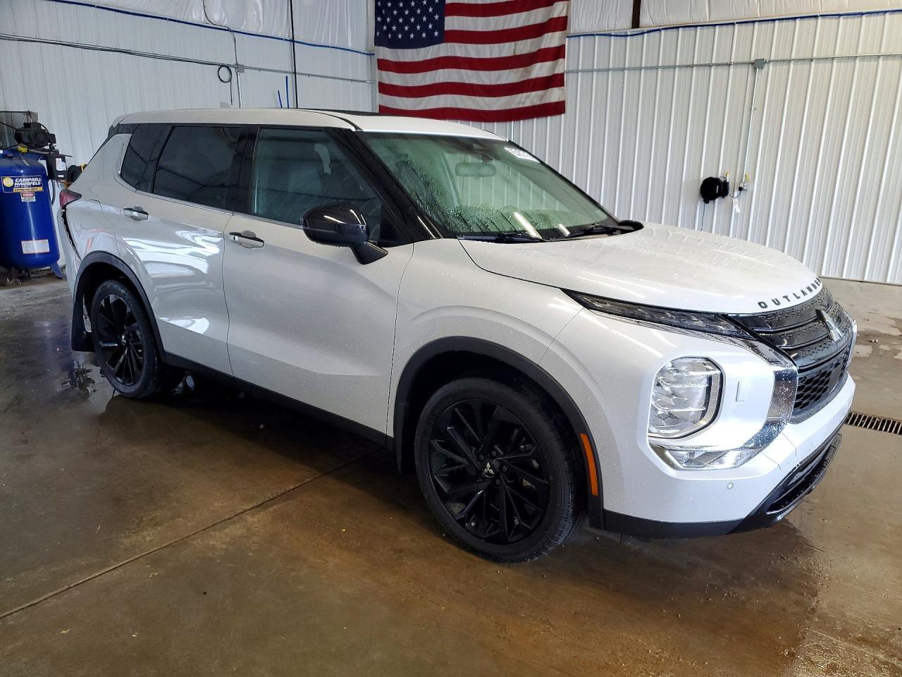 2022 Mitsubishi Outlander Se - zdjęcie 4