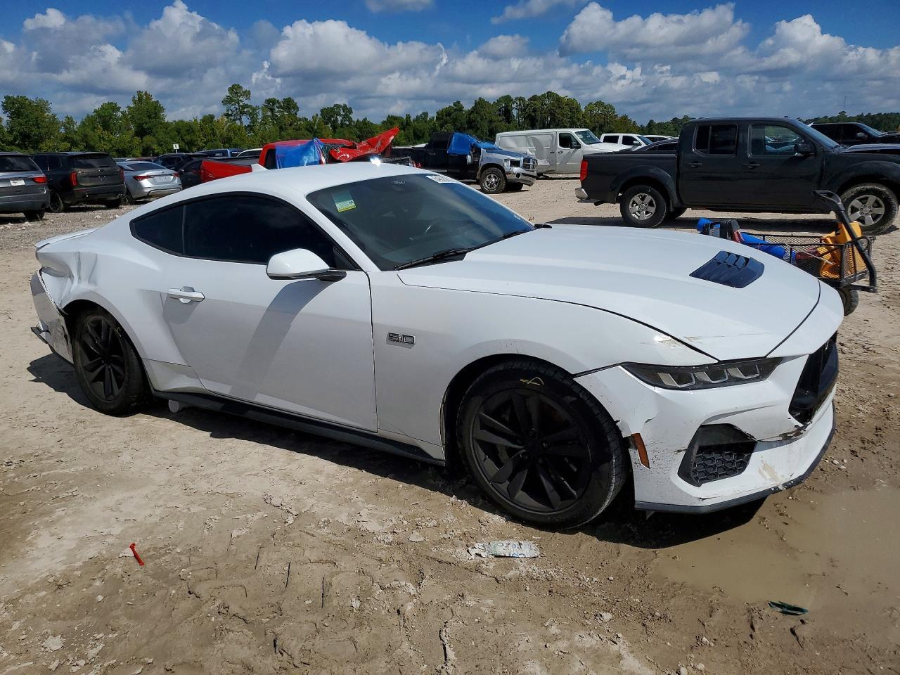 2024 Ford Mustang Gt - zdjęcie 4