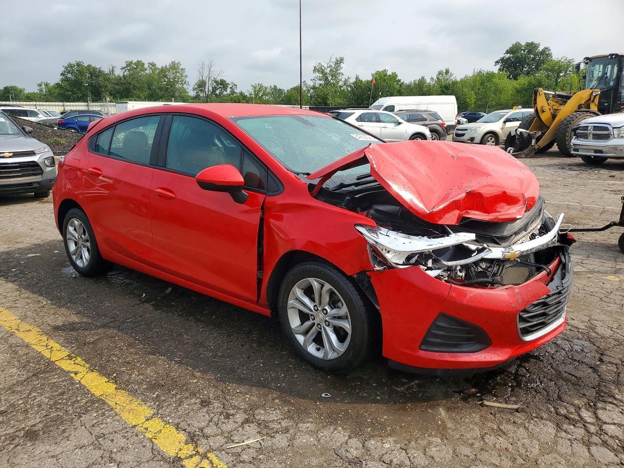 2019 Chevrolet Cruze Ls - zdjęcie 4