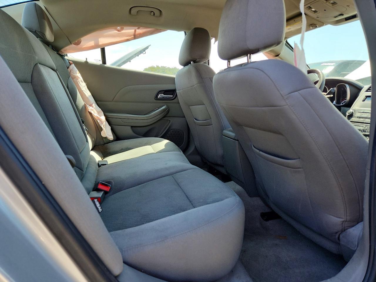 2014 Chevrolet Malibu Ls - zdjęcie 10