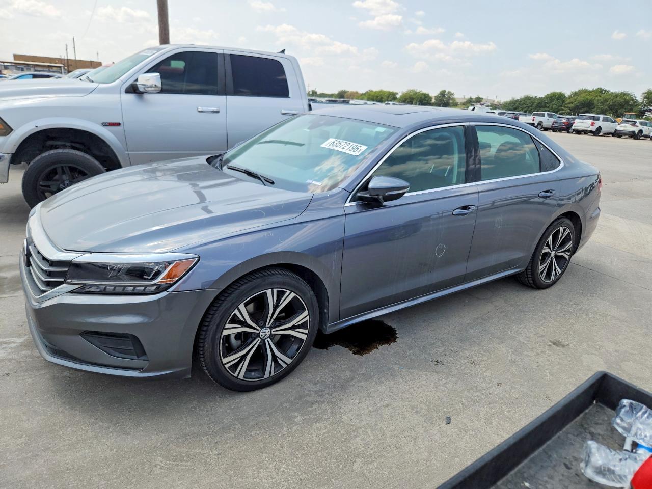 2022 Volkswagen Passat Se - zdjęcie główne