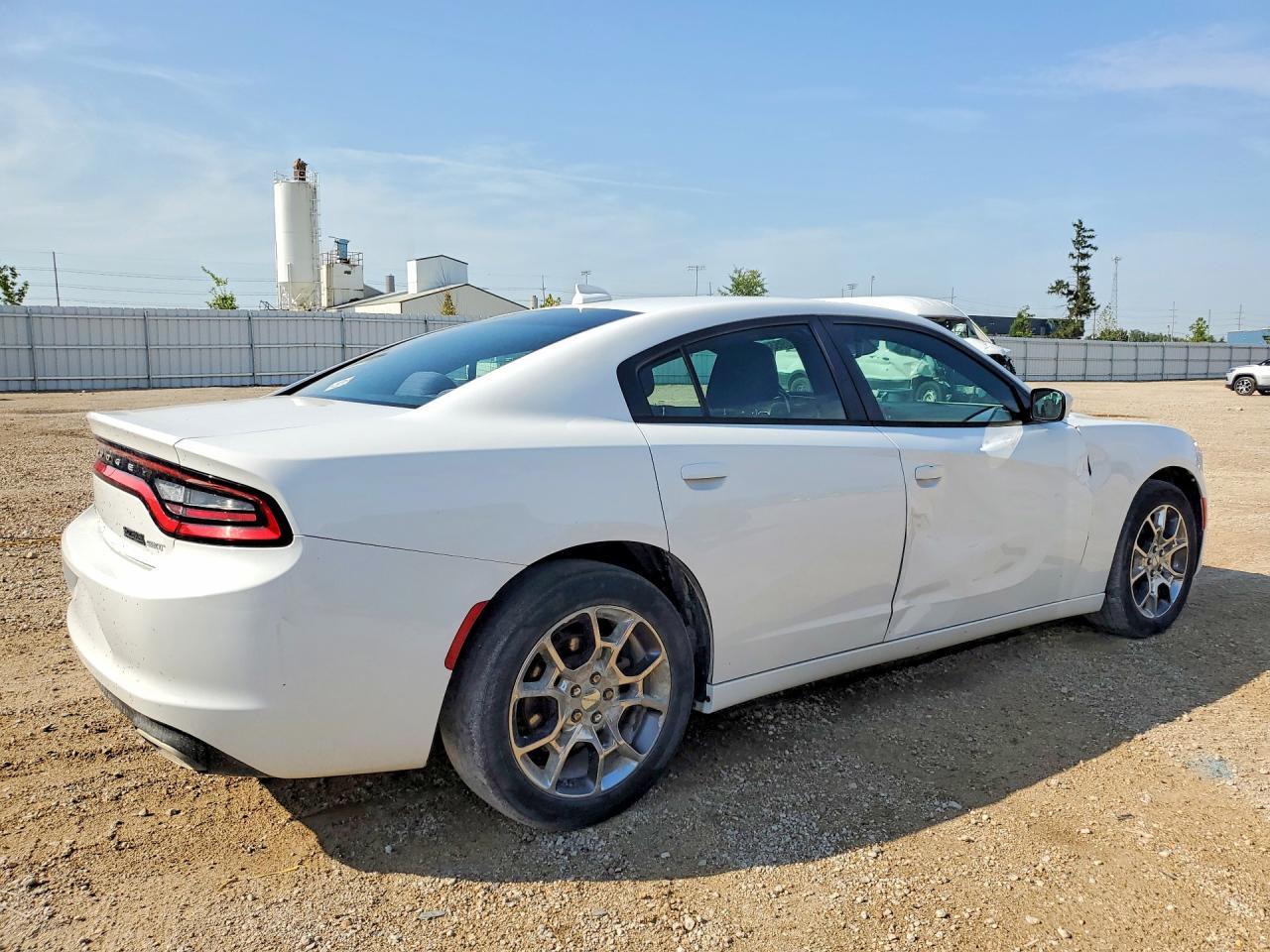 2016 Dodge Charger Sxt - zdjęcie 3
