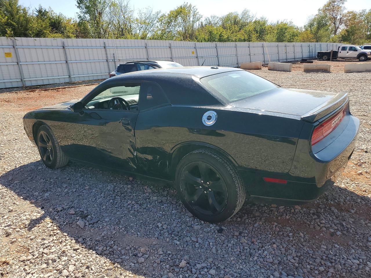2013 Dodge Challenger Sxt - zdjęcie 2