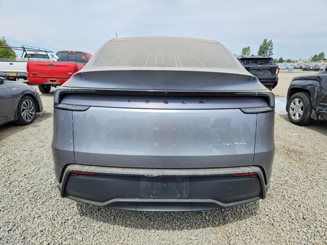 2026 Tesla Model Y - zdjęcie 6