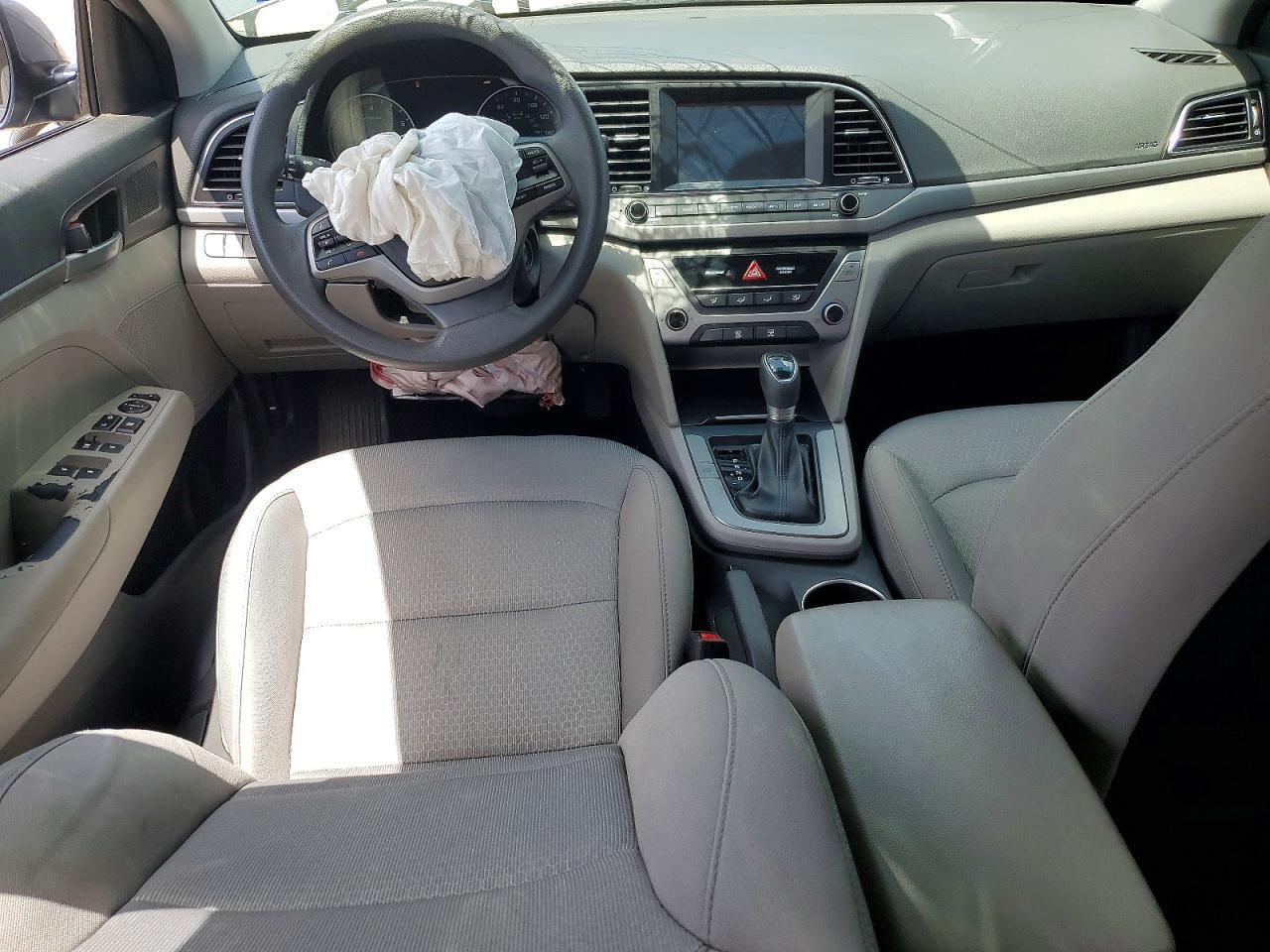 2018 Hyundai Elantra Se - zdjęcie 8