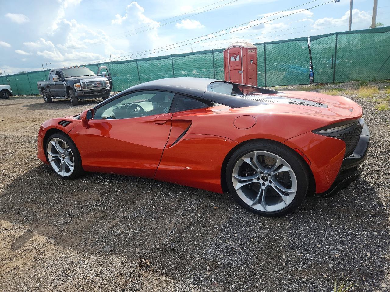 2023 Mclaren Automotive Artura - zdjęcie 2