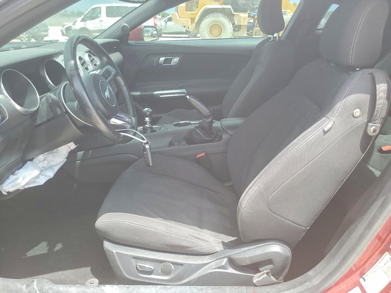 2019 Ford Mustang Gt - zdjęcie 7