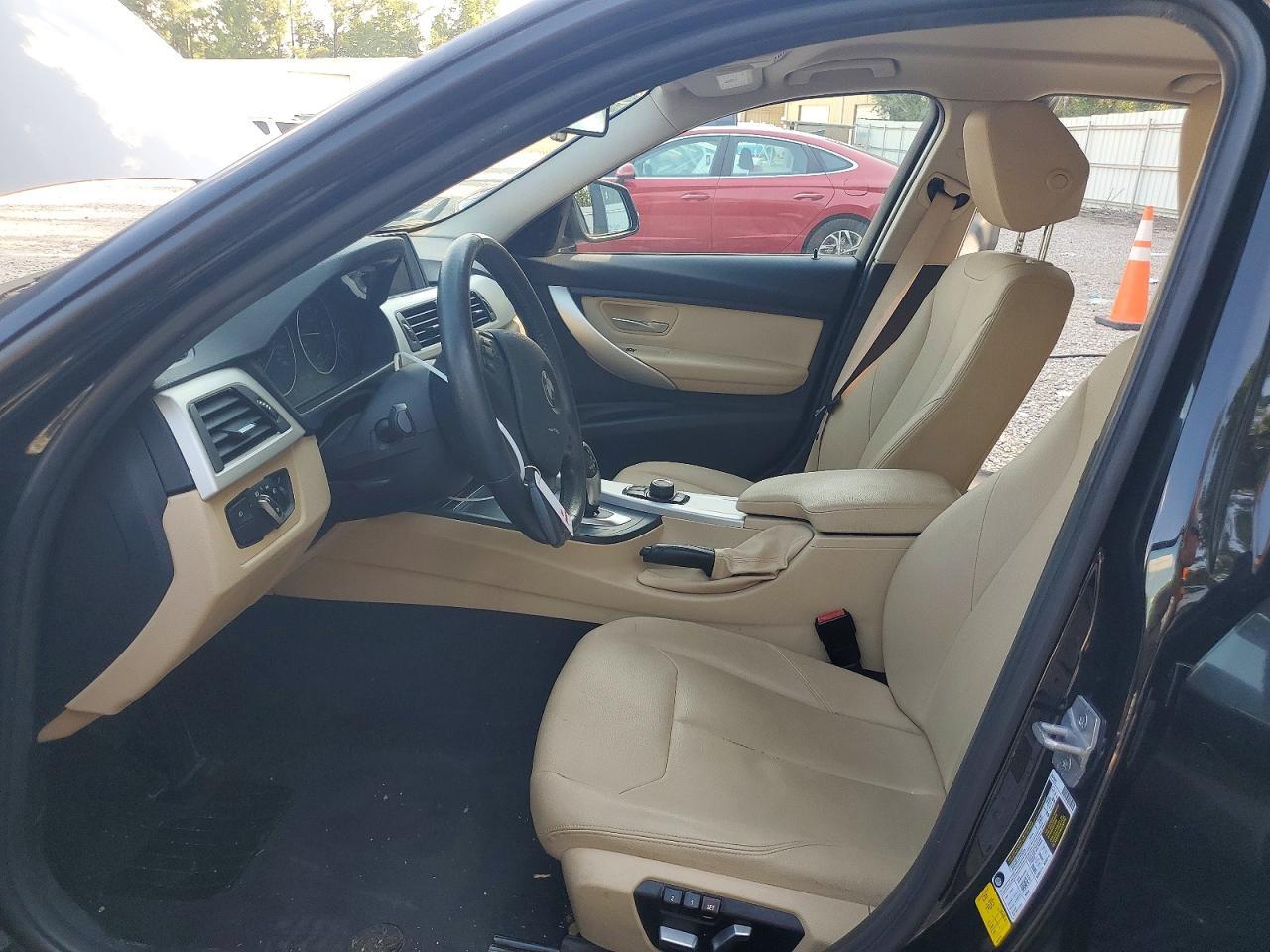 2018 BMW 320 I - zdjęcie 7