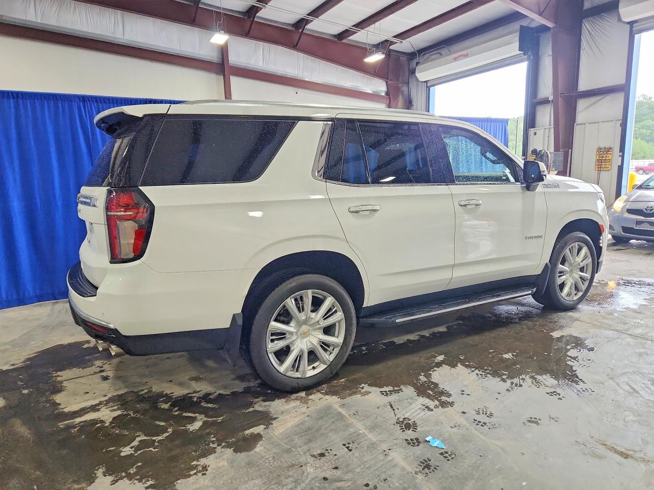2022 Chevrolet Tahoe K1500 High Country - zdjęcie 3