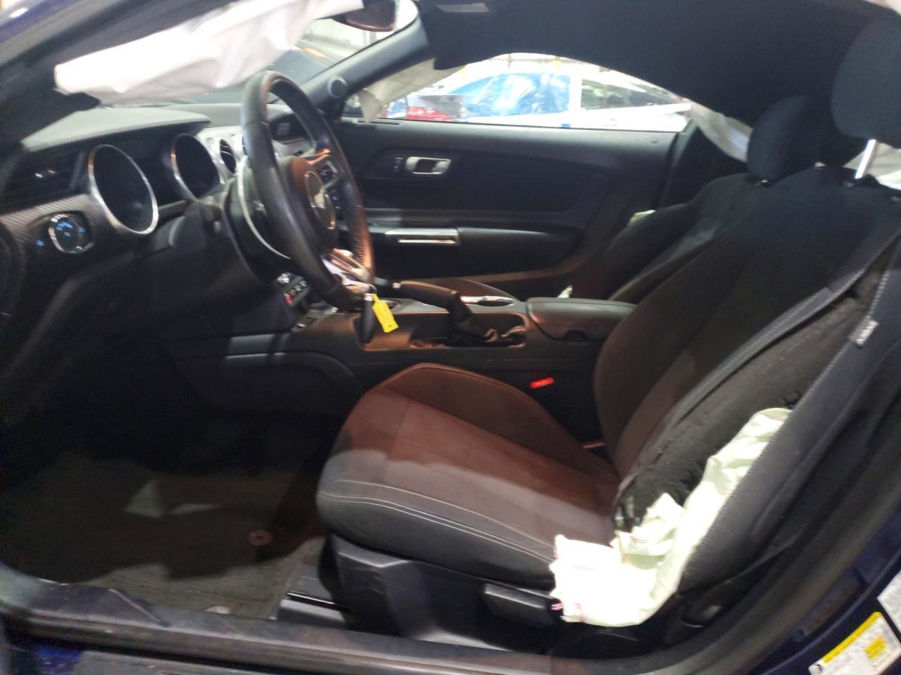 2018 Ford Mustang - zdjęcie 7