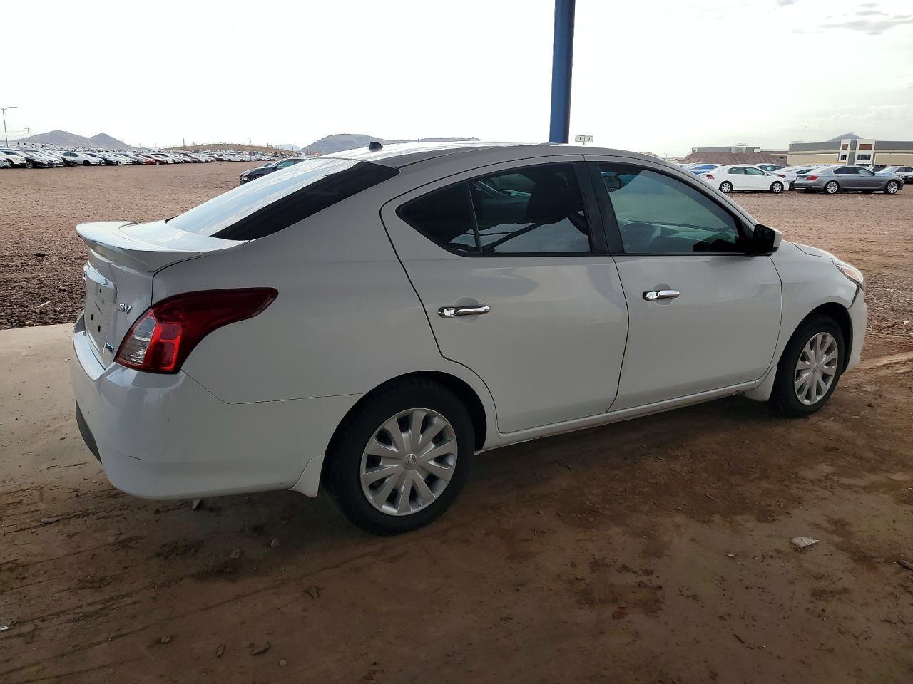 2016 Nissan Versa 1.6 Sv - zdjęcie 3
