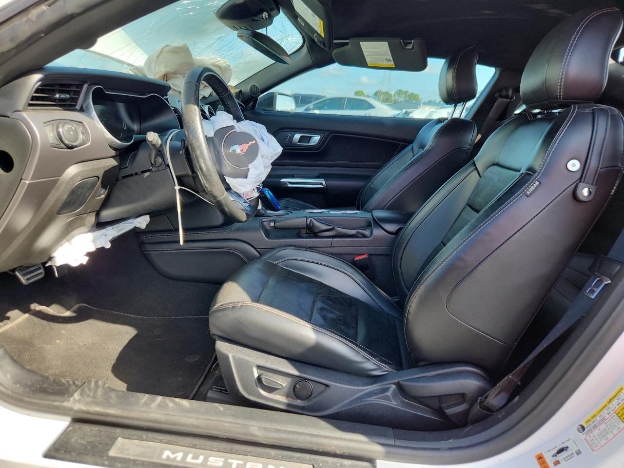 2022 Ford Mustang Gt - zdjęcie 7