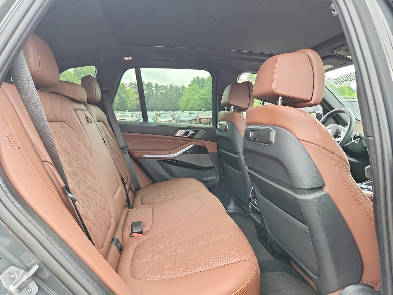 2026 BMW X5 xDrive40I - zdjęcie 11