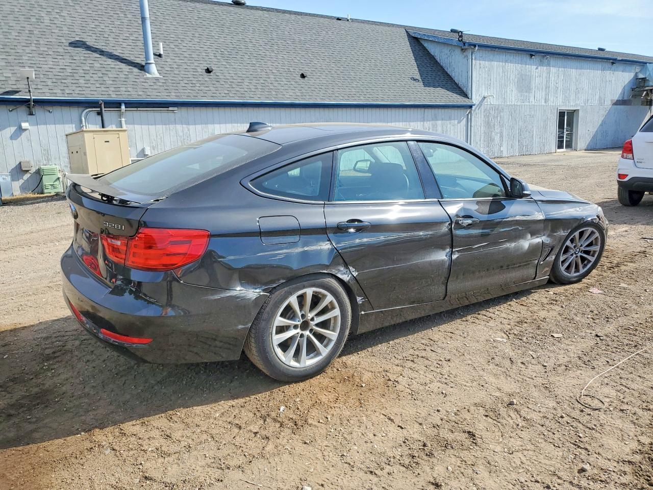2015 BMW Seria 3 328i - zdjęcie 3
