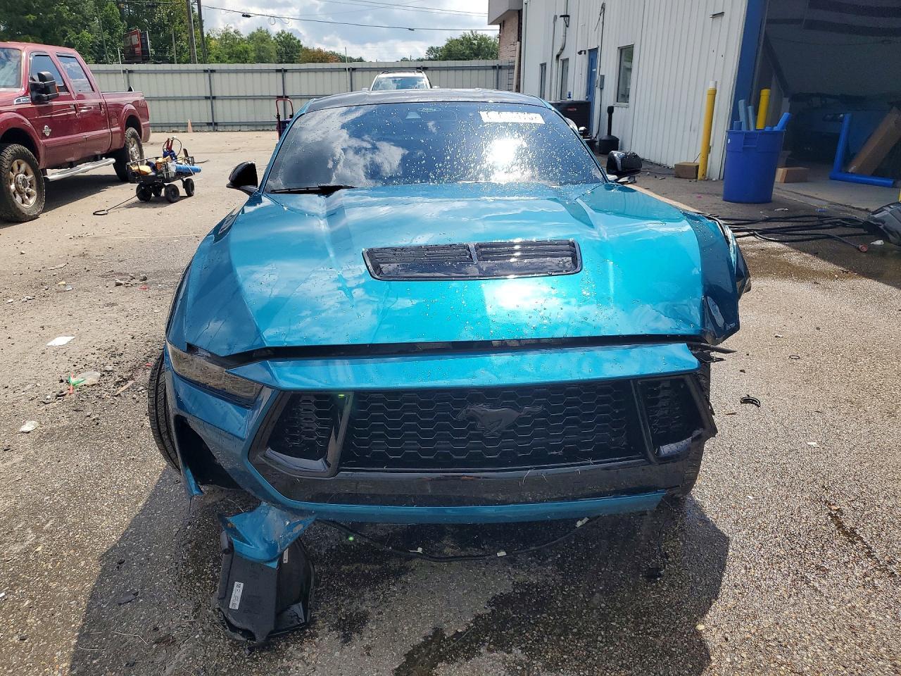 2026 Ford Mustang Gt - zdjęcie 5