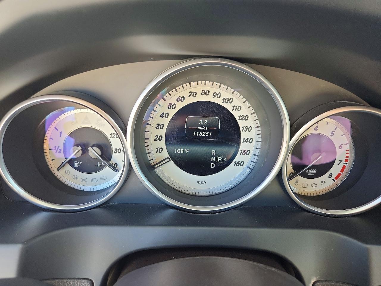 2014 Mercedes-Benz E 350 - zdjęcie 9