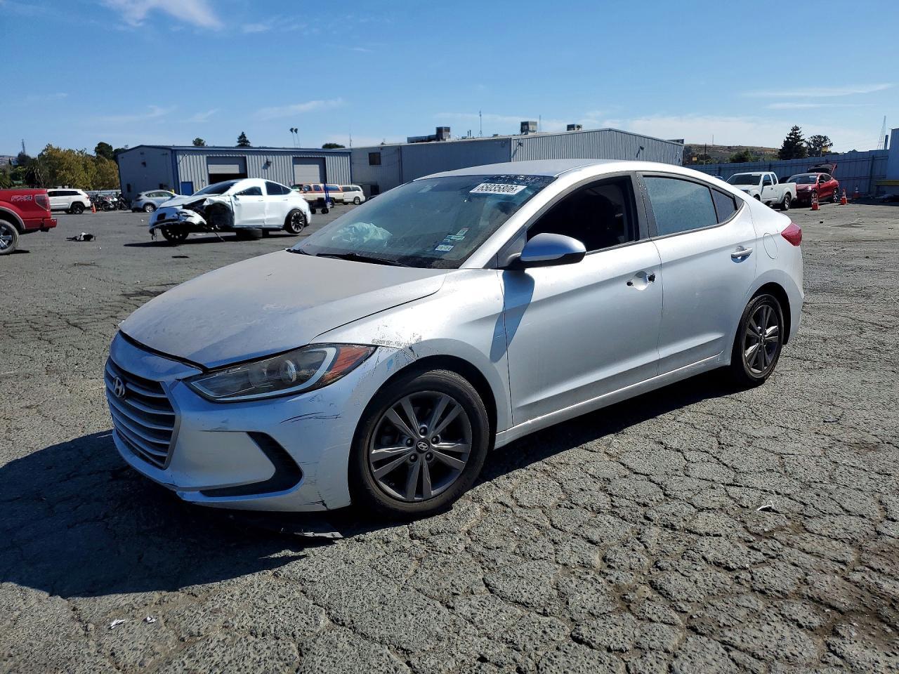 2018 Hyundai Elantra Sel - zdjęcie główne