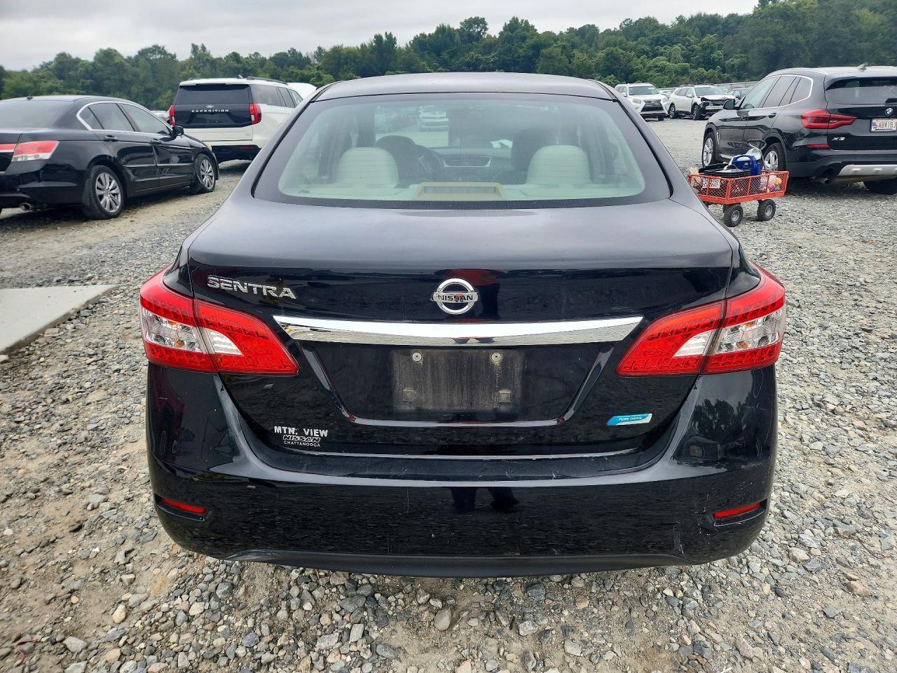 2013 Nissan Sentra S - zdjęcie 6