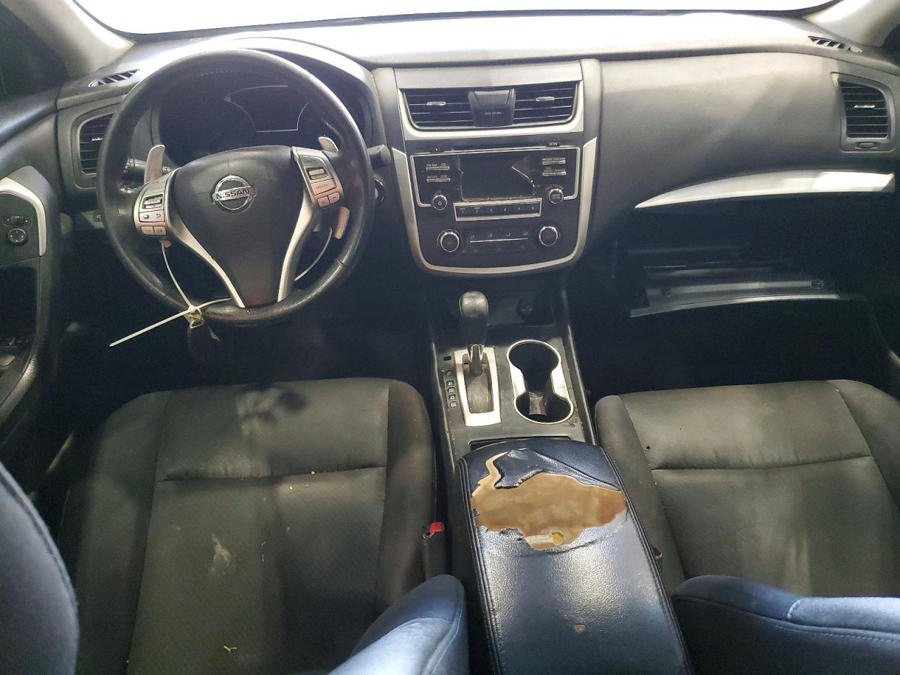 2017 Nissan Altima 2.5 - zdjęcie 8