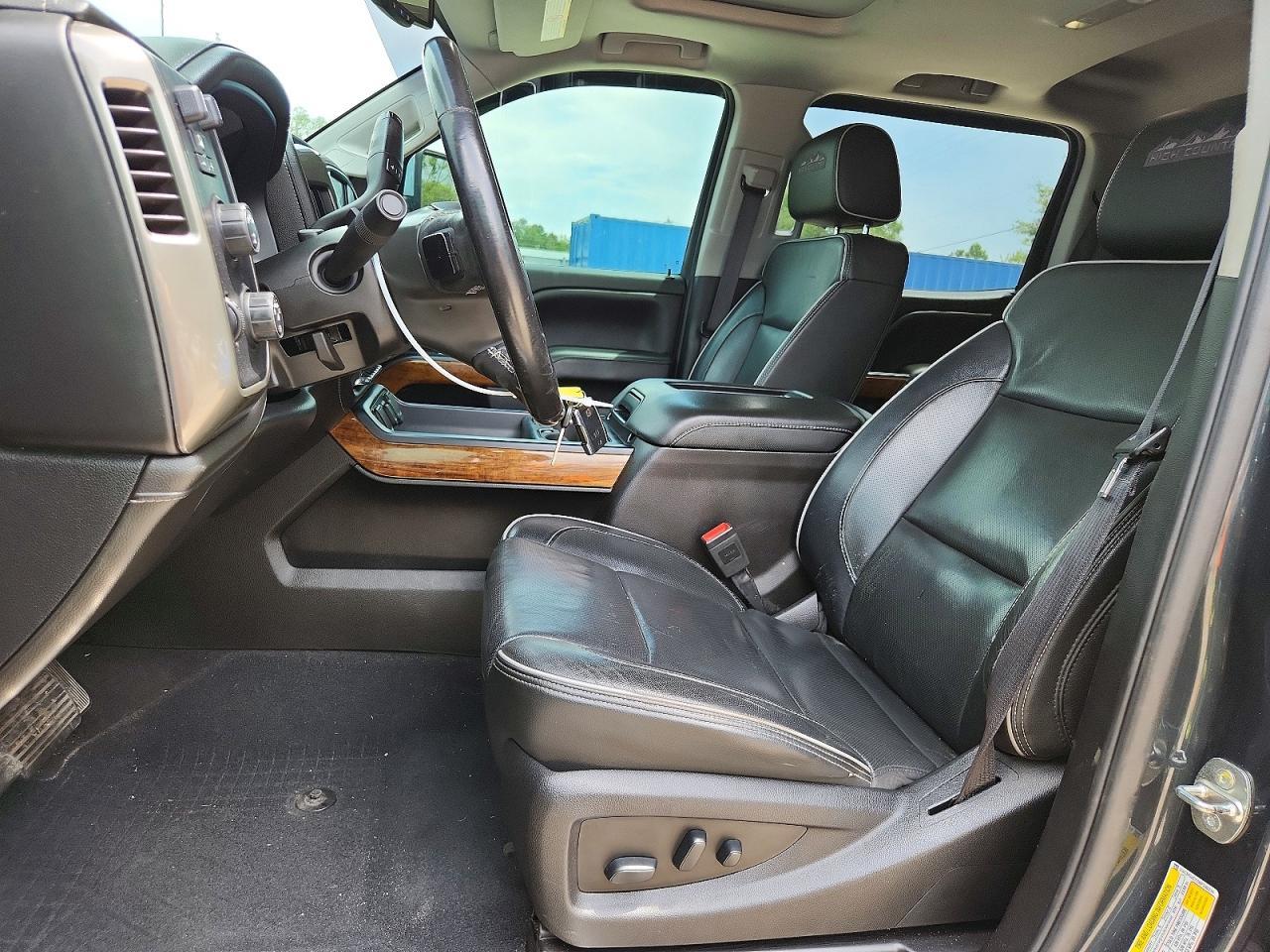 2019 Chevrolet Silverado K2500 High Country - zdjęcie 7