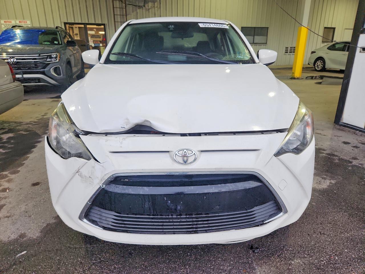 2018 Toyota Yaris Ia Base - zdjęcie 5