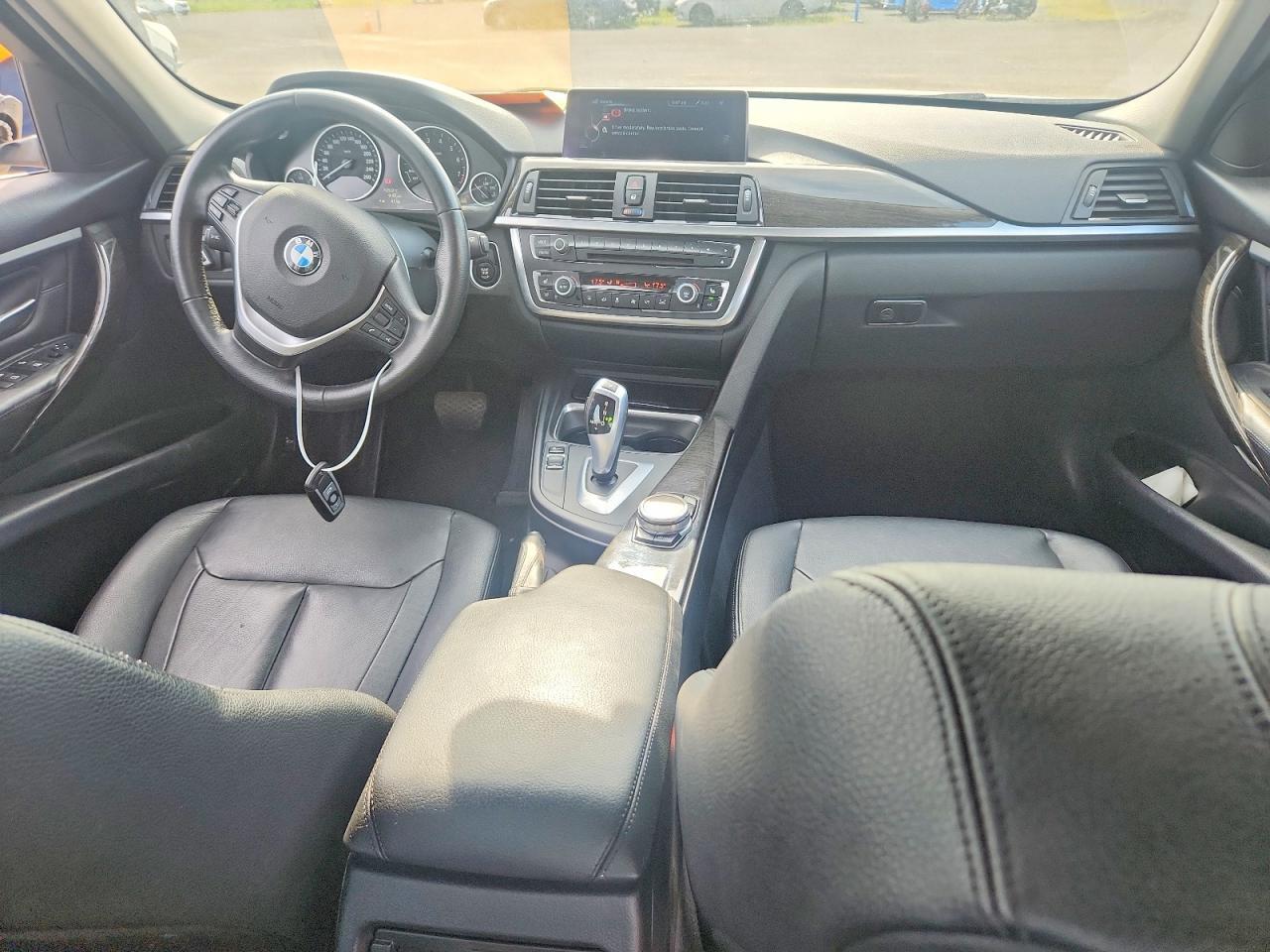 2014 BMW 328 Xi - zdjęcie 8