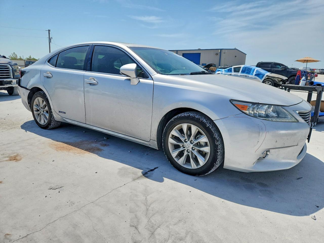 2014 Lexus Es 300H - zdjęcie 4