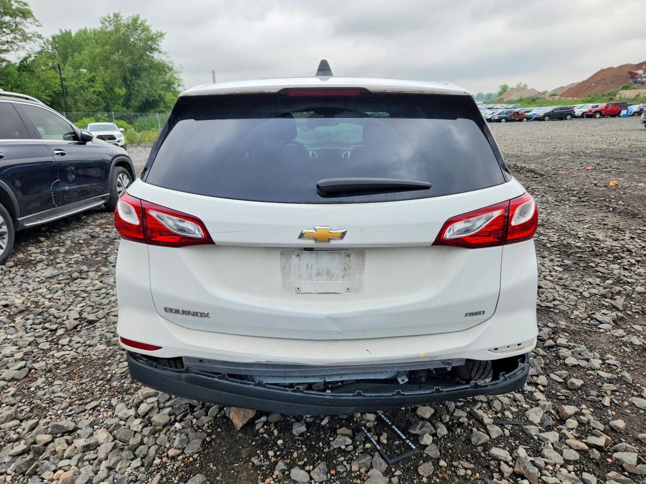 2020 Chevrolet Equinox Ls - zdjęcie 6