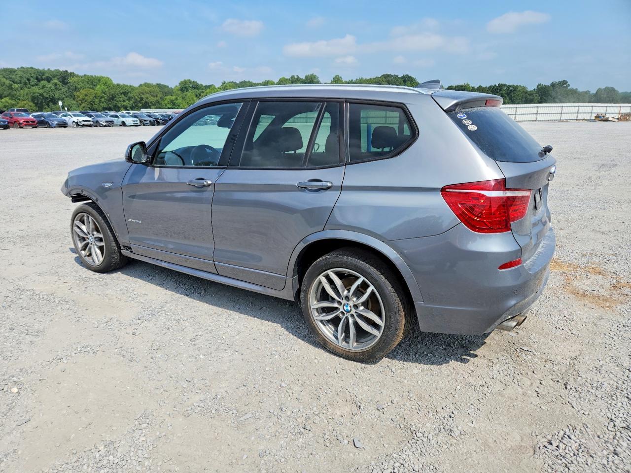 2017 BMW X3 xDrive35I - zdjęcie 2