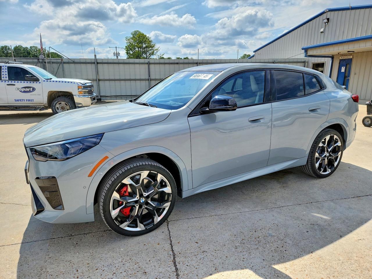 BMW X2 - zdjęcie 1