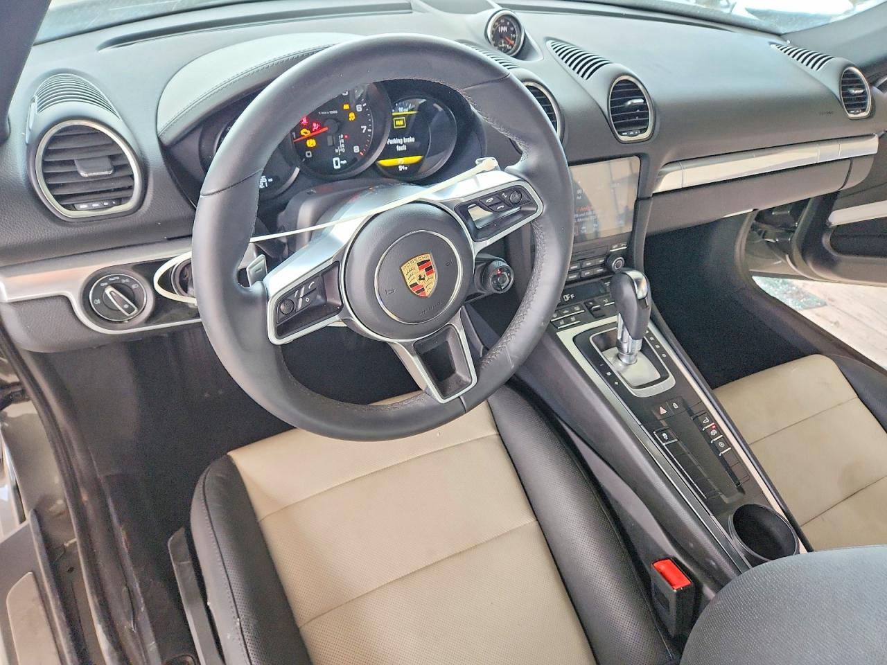 2024 Porsche 718 Cayman - zdjęcie 8