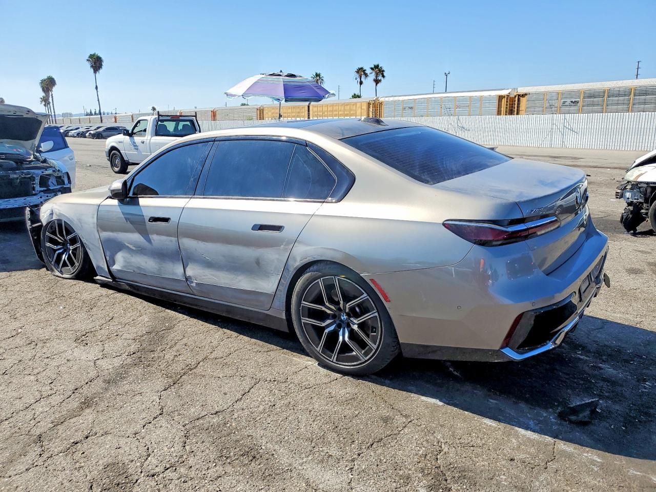 2024 BMW 740 Xi - zdjęcie 2