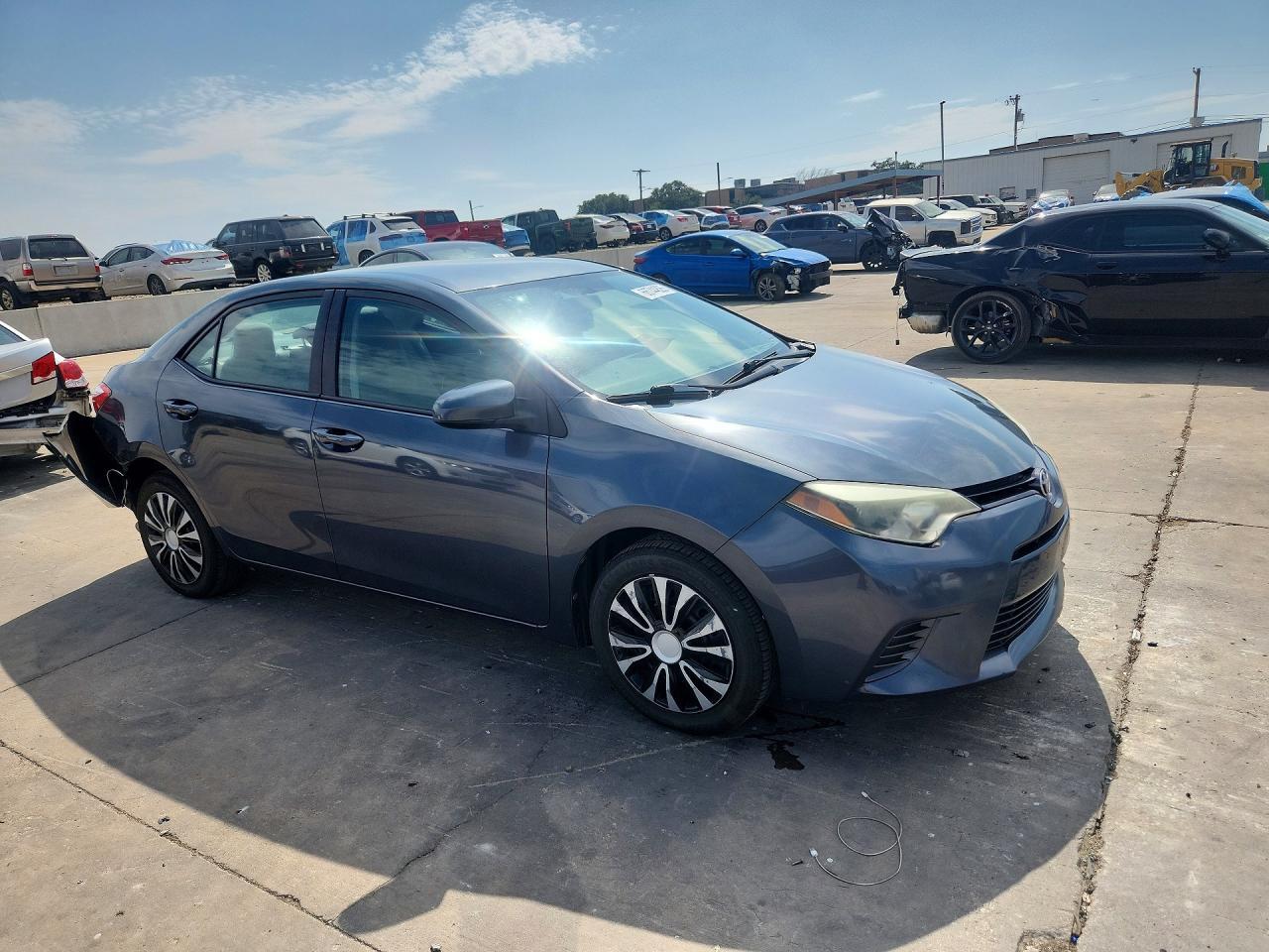 2015 Toyota Corolla Le - zdjęcie 4
