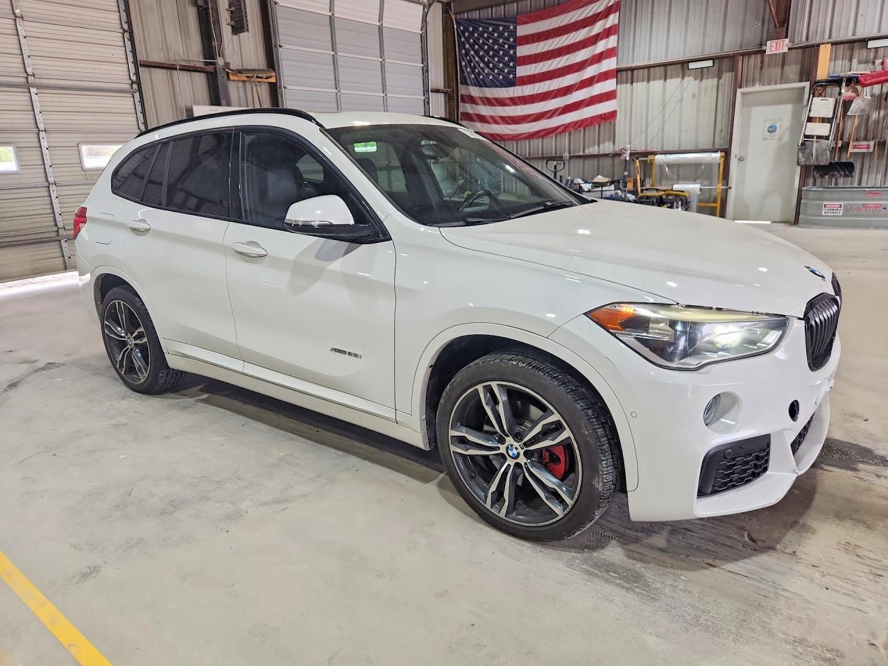 2016 BMW X1 xDrive28I - zdjęcie 4