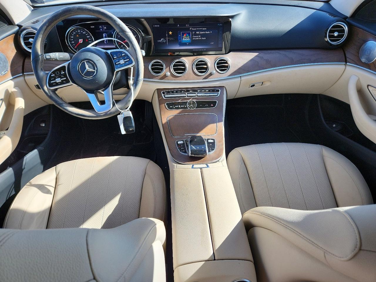 2019 Mercedes-Benz E 300 - zdjęcie 8